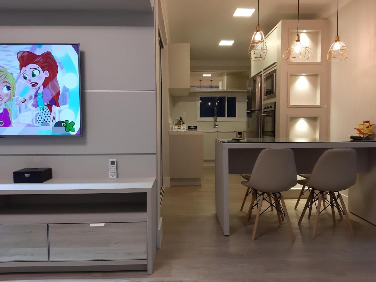 Meia Apto Fino Acabamento 3 E 2 Garagens Apartment *