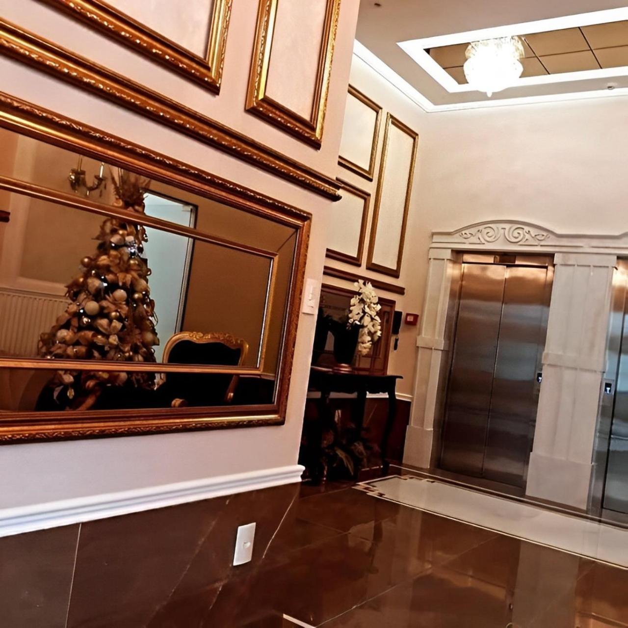 Meia Apto Fino Acabamento 3 E 2 Garagens Apartment *